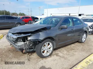 2012 Ford Fusion SE z VIN 3FAHP0HG0CR436745, wystawiony jako IAAI lot #41598812 z przebiegiem 116 305 mil mil oraz . Historia ofert i sprzedaży dostępna na DreamBid. Obrazek 19.