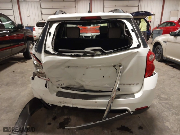 2011 Chevrolet Equinox LT w/2LT with VIN 2CNFLNECXB6205168, listed as a IAAI auction lot 41838416 with 133,620 mi miles. Bid and sale history available at carsss.com. Image 6.