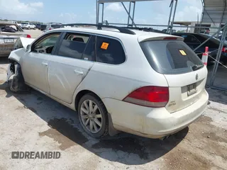 2014 Volkswagen Jetta TDI w/Sunroof with VIN 3VWPL7AJ2EM621151, listed as a IAAI auction lot 42543548 with 167,276 mi miles and . Bid and sale history available at DreamBid. Image 3.