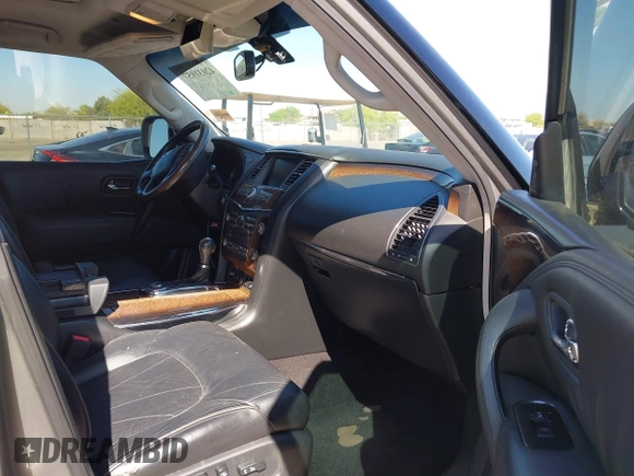 2012 Infiniti QX56 7-passenger with VIN JN8AZ2NFXC9515305, listed as a IAAI auction lot 42031957 with 185,173 mi miles. Bid and sale history available at carsss.com. Image 5.