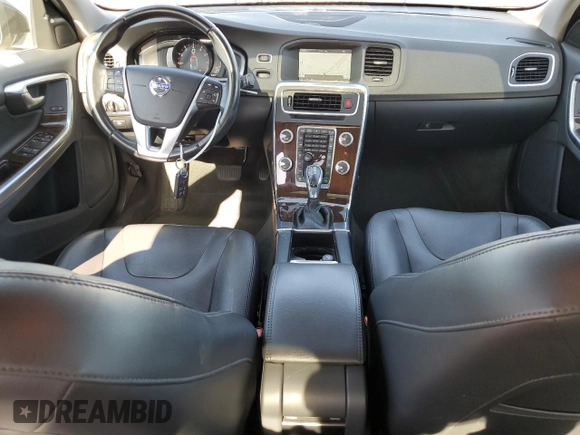 2015 Volvo S60 T5 Drive-E Platinum with VIN YV126MFM3F1358750, listed as a Copart auction lot 63055013 with 60,500 mi miles. Bid and sale history available at carsss.com. Image 8.