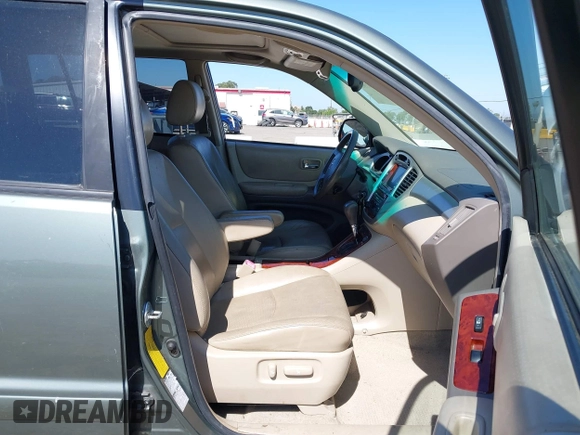 2005 Toyota Highlander z VIN JTEEP21AX50074209, wystawiony jako IAAI lot #42229791 z przebiegiem 180 122 mil mil oraz . Historia ofert i sprzedaży dostępna na DreamBid. Obrazek 5.
