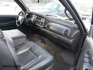 2001 Dodge Ram 1500 with VIN 1B7HC13Z11J549261, listed as a IAAI auction lot 41948148 with 241,326 mi miles. Bid and sale history available at carsss.com. Image 5.