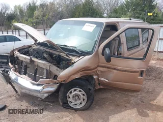 1996 Ford Econoline Cargo z VIN 1FDEE14H2THB68737, wystawiony jako IAAI lot #41919471 z przebiegiem Nie podano mil oraz . Historia ofert i sprzedaży dostępna na DreamBid. Obrazek 2.