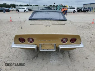 1969 Chevrolet Corvette z VIN 194679S706745, wystawiony jako Copart lot #74731214 z przebiegiem 46 994 mil mil oraz Szkoda całkowita • Salvage title. Historia ofert i sprzedaży dostępna na DreamBid. Obrazek 6.