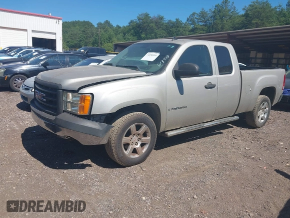 2007 GMC Sierra 1500 SL z VIN 1GTEC19C57Z613978, wystawiony jako IAAI lot #42330992 z przebiegiem 270 600 mil mil oraz . Historia ofert i sprzedaży dostępna na DreamBid. Obrazek 18.