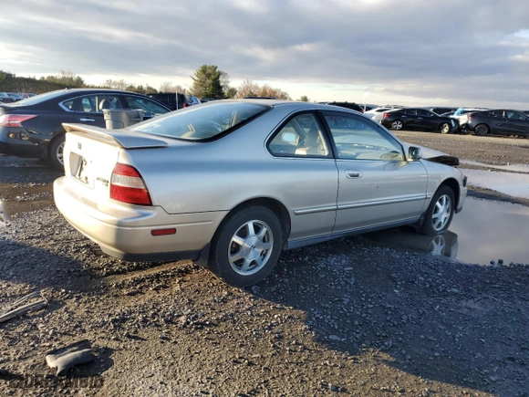1994 Honda Accord EX w/Leather with VIN 1HGCD7169RA052068, listed as a Copart auction lot 85138154 with 188,397 mi miles and Salvage Title. Bid and sale history available at carsss.com. Image 3.