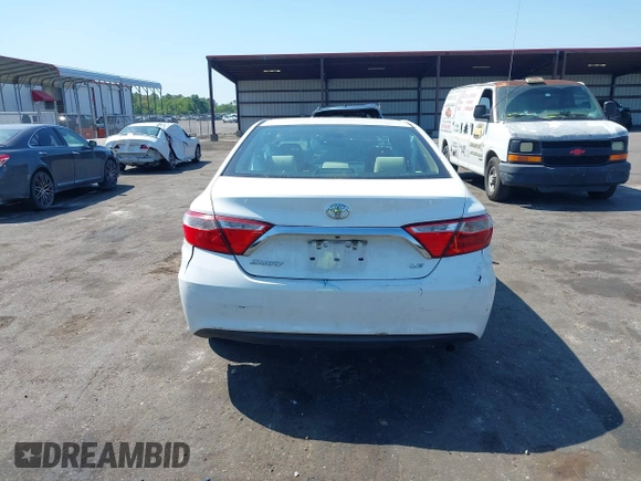 2015 Toyota Camry XLE with VIN 4T1BF1FK6FU948938, listed as a IAAI auction lot 42023487 with 107,232 mi miles. Bid and sale history available at carsss.com. Image 16.