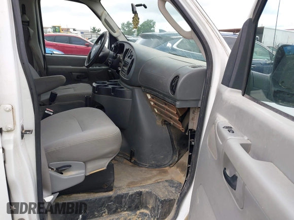 2006 Ford Econoline Cargo с VIN 1FTNE24L46HB42465, выставлен на аукционе IAAI как лот 42187321 с пробегом 127 950 миль миль и . История ставок и продаж доступна на DreamBid. Изображение 5.