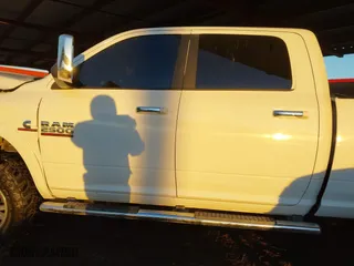 2018 Ram 2500 Laramie with VIN 3C6UR5FL0JG115269, listed as a IAAI auction lot 41310111 with 134,756 mi miles. Bid and sale history available at carsss.com. Image 15.