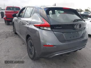 2025 Nissan LEAF SV Plus with VIN 1N4CZ1CV8SC557617, listed as a IAAI auction lot 41551466 with 2,411 mi miles and . Bid and sale history available at carsss.com. Image 3.