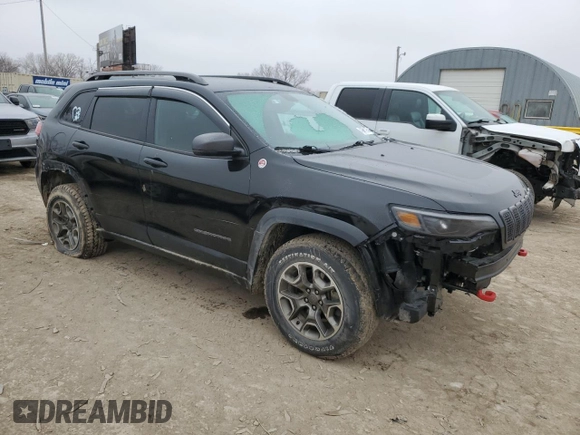 2020 Jeep Cherokee Trailhawk z VIN 1C4PJMBN6LD518073, wystawiony jako Copart lot #43611095 z przebiegiem 39 947 mil mil oraz Szkoda całkowita • Salvage title. Historia ofert i sprzedaży dostępna na DreamBid. Obrazek 4.