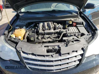 2008 Chrysler Sebring Touring z VIN 1C3LC55R38N176522, wystawiony jako Copart lot #57062395 z przebiegiem 151 843 mil mil oraz Szkoda całkowita • Salvage title. Historia ofert i sprzedaży dostępna na DreamBid. Obrazek 11.