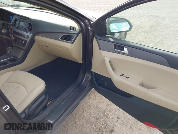 2015 Hyundai Sonata SE with VIN 5NPE24AF0FH040682, listed as a IAAI auction lot 40789480 with 144,741 mi miles and . Bid and sale history available at DreamBid. Image 5.
