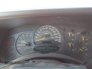 2005 GMC Sierra 1500 SLE z VIN 2GTEC13T951199456, wystawiony jako IAAI lot #41713285 z przebiegiem 219 386 mil mil oraz . Historia ofert i sprzedaży dostępna na DreamBid. Obrazek 7.