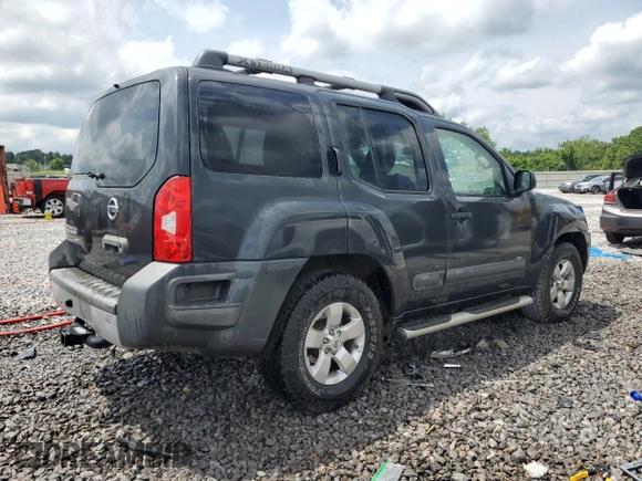 2013 Nissan Xterra S with VIN 5N1AN0NU4DN820944, listed as a Copart auction lot 60467715 with 263,335 mi miles and Salvage title. Bid and sale history available at DreamBid. Image 3.