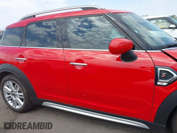 2023 MINI Countryman Cooper S z VIN WMZ53BR02P3R00984, wystawiony jako IAAI lot #42744505 z przebiegiem 27 432 mil mil oraz . Historia ofert i sprzedaży dostępna na DreamBid. Obrazek 14.