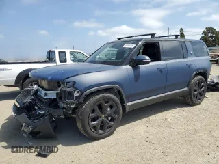 2023 Rivian R1S Adventure z VIN 7PDSGBBA5PN024306, wystawiony jako Copart lot #53980375 z przebiegiem 10 389 mil mil oraz Szkoda całkowita • Salvage title. Historia ofert i sprzedaży dostępna na DreamBid. Obrazek 1.