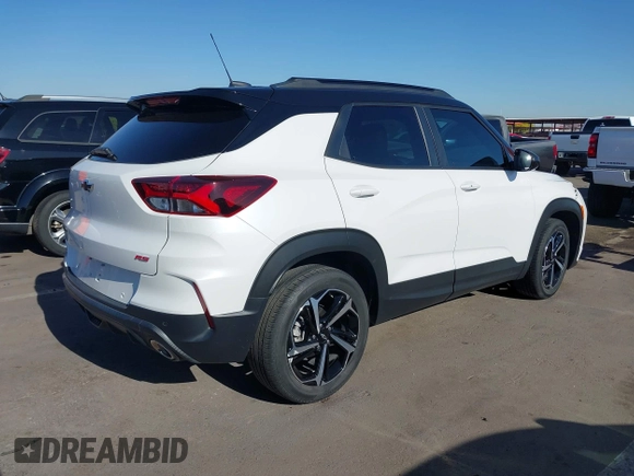 2022 Chevrolet TrailBlazer RS with VIN KL79MTSL8NB120156, listed as a IAAI auction lot 42104073 with 27,147 mi miles. Bid and sale history available at carsss.com. Image 4.
