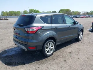 2017 Ford Escape SE with VIN 1FMCU0GD7HUB96092, listed as a IAAI auction lot 41919365 with 113,321 mi miles. Bid and sale history available at carsss.com. Image 4.