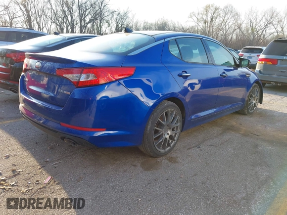 2013 Kia Optima SX with VIN 5XXGR4A67DG211425, listed as a IAAI auction lot 41901260 with 169,777 mi miles. Bid and sale history available at carsss.com. Image 4.