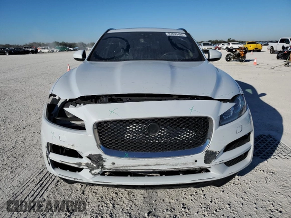 2020 Jaguar F-Pace 25t Prestige with VIN SADCK2FX7LA617986, listed as a Copart auction lot 87895495 with 106,909 mi miles and Non repairable. Bid and sale history available at DreamBid. Image 5.