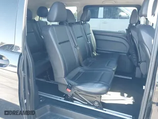 2017 Mercedes-Benz Metris Passenger Van with VIN WD4PG2EE1H3299380, listed as a IAAI auction lot 41750882 with 117,833 mi miles. Bid and sale history available at carsss.com. Image 8.