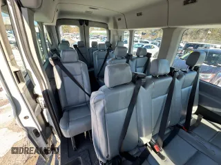 2015 Ford Transit Passenger XL with VIN 1FBAX2CM7FKB31826, listed as a Copart auction lot 46722565 with 261,354 mi miles and Clean Title. Bid and sale history available at carsss.com. Image 6.