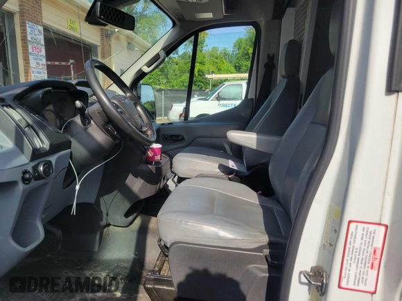 2017 Ford Transit с VIN 1FTBW3XMXHKA23092, выставлен на аукционе IAAI как лот 42734091 с пробегом 247 417 миль миль и . История ставок и продаж доступна на DreamBid. Изображение 9.