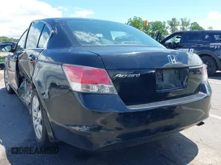 2009 Honda Accord EX z VIN 1HGCP26799A197400, wystawiony jako IAAI lot #42326338 z przebiegiem 159 243 mil mil oraz . Historia ofert i sprzedaży dostępna na DreamBid. Obrazek 3.