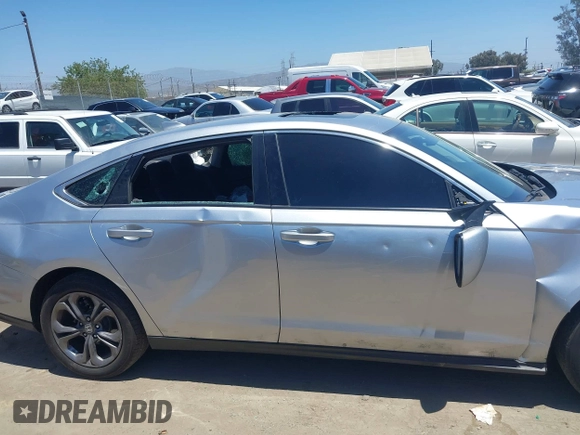 2024 Honda Accord EX with VIN 1HGCY1F38RA055253, listed as a IAAI auction lot 42510898 with 20,801 mi miles and . Bid and sale history available at DreamBid. Image 13.