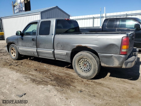2000 Chevrolet Silverado 1500 LS with VIN 2GCEC19T4Y1266072, listed as a Copart auction lot 47134185 with 0 mi miles and Salvage Title. Bid and sale history available at carsss.com. Image 2.