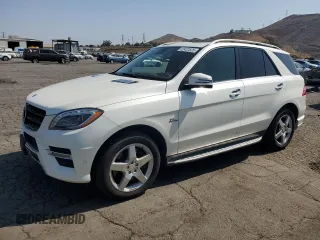 2013 Mercedes-Benz M 550 with VIN 4JGDA7DB8DA198390, listed as a Copart auction lot 62422525 with 121,954 mi miles and Clean title. Bid and sale history available at DreamBid. Image 1.