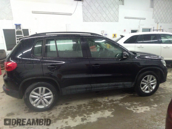 2016 Volkswagen Tiguan SE with VIN WVGBV7AX3GW541416, listed as a IAAI auction lot 41716488 with 78,639 mi miles and . Bid and sale history available at DreamBid. Image 13.