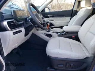 2025 Kia Telluride S with VIN 5XYP64GC0SG571456, listed as a Copart auction lot 84878504 with 9 mi miles and Salvage Title. Bid and sale history available at DreamBid. Image 7.