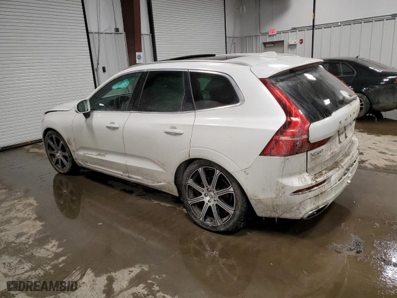 2020 Volvo XC60 Inscription with VIN YV4102RL3L1517883, listed as a Copart auction lot 44601715 with 62,249 mi miles and Salvage Title. Bid and sale history available at carsss.com. Image 2.