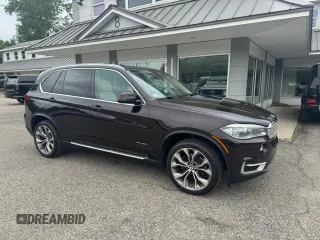 2014 BMW X5 xDrive35d z VIN 5UXKS4C56E0J96615, wystawiony jako Copart lot #60915475 z przebiegiem 186 955 mil mil oraz Czysty tytuł • Clean title. Historia ofert i sprzedaży dostępna na DreamBid. Obrazek 1.