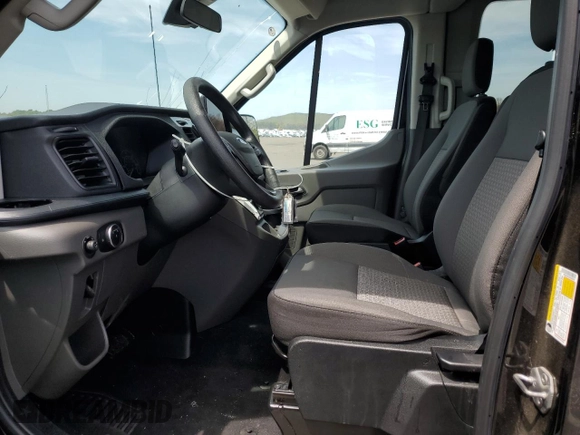 2024 Ford Transit Passenger XL with VIN 1FBAX2C87RKA89021, listed as a Copart auction lot 54859575 with 28,791 mi miles and Salvage title. Bid and sale history available at DreamBid. Image 7.