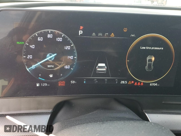 2025 Kia Sportage SX-Prestige with VIN KNDPXCDG1S7177587, listed as a Copart auction lot 42723205 with 6,704 mi miles and Salvage title. Bid and sale history available at DreamBid. Image 9.