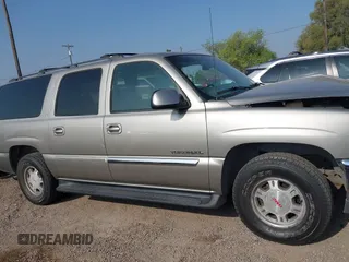 2002 GMC Yukon XL SLT with VIN 3GKEC16Z82G293853, listed as a IAAI auction lot 41801884 with 96,490 mi miles. Bid and sale history available at carsss.com. Image 13.
