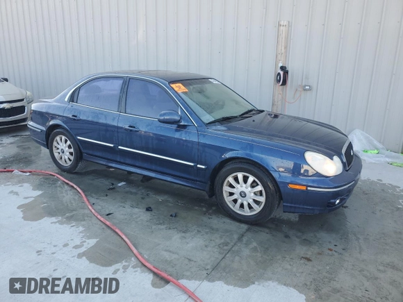 2005 Hyundai Sonata GLS with VIN KMHWF35H65A122447, listed as a Copart auction lot 46648555 with 121,394 mi miles and Salvage Title. Bid and sale history available at carsss.com. Image 4.