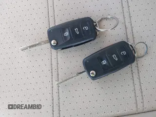 2013 Volkswagen Passat SE с VIN 1VWBP7A34DC108628, выставлен на аукционе IAAI как лот 42086759 с пробегом 148 321 миль миль и . История ставок и продаж доступна на DreamBid. Изображение 11.