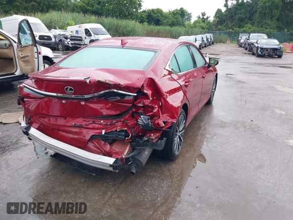 2025 Lexus ES 350 with VIN 58ADZ1B15SU188842, listed as a IAAI auction lot 42630513 with 4,835 mi miles and . Bid and sale history available at DreamBid. Image 4.