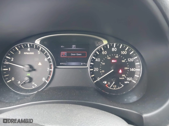 2016 Nissan Altima 2.5 SR with VIN 1N4AL3AP5GN364541, listed as a IAAI auction lot 41567623 with 97,712 mi miles. Bid and sale history available at carsss.com. Image 7.