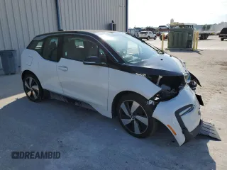 2018 BMW i3 with VIN WBY7Z2C52JVE64727, listed as a Copart auction lot 61073513 with 71,690 mi miles. Bid and sale history available at carsss.com. Image 4.
