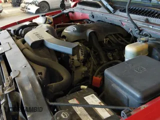 2002 Chevrolet Suburban LT z VIN 1GNFK16Z02J287232, wystawiony jako IAAI lot #42393349 z przebiegiem 221 800 mil mil oraz . Historia ofert i sprzedaży dostępna na DreamBid. Obrazek 20.