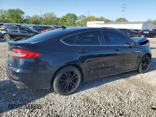 2020 Ford Fusion SE with VIN 3FA6P0HD5LR245402, listed as a Copart auction lot 55028135 with 51,332 mi miles and Salvage Title. Bid and sale history available at DreamBid. Image 3.