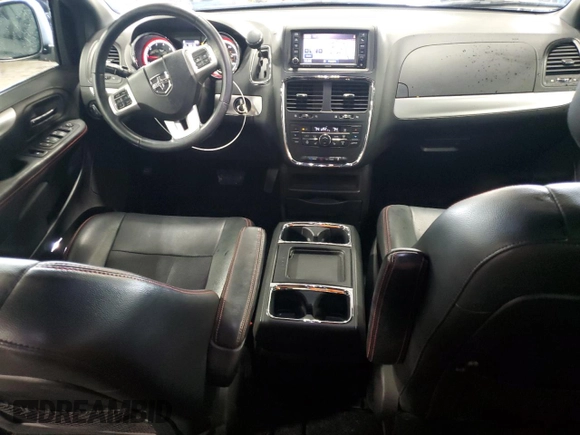 2011 Dodge Grand Caravan R/T with VIN 2D4RN7DG0BR697125, listed as a Copart auction lot 66491484 with 92,987 mi miles and Salvage Title. Bid and sale history available at DreamBid. Image 8.