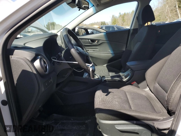 2022 Hyundai Kona Preferred with VIN KM8K22ABXNU781216, listed as a Copart auction lot 51425515 with 52,321 mi miles and Salvage Title. Bid and sale history available at DreamBid. Image 7.