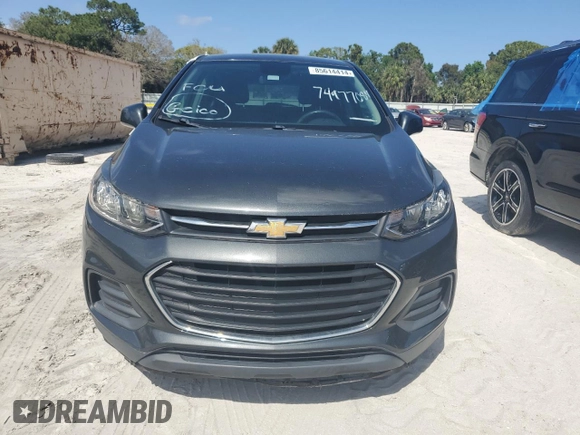 2020 Chevrolet Trax LS z VIN 3GNCJKSBXLL201326, wystawiony jako Copart lot #58873515 z przebiegiem Nie podano mil oraz Nie do naprawy • Non repairable. Historia ofert i sprzedaży dostępna na DreamBid. Obrazek 5.